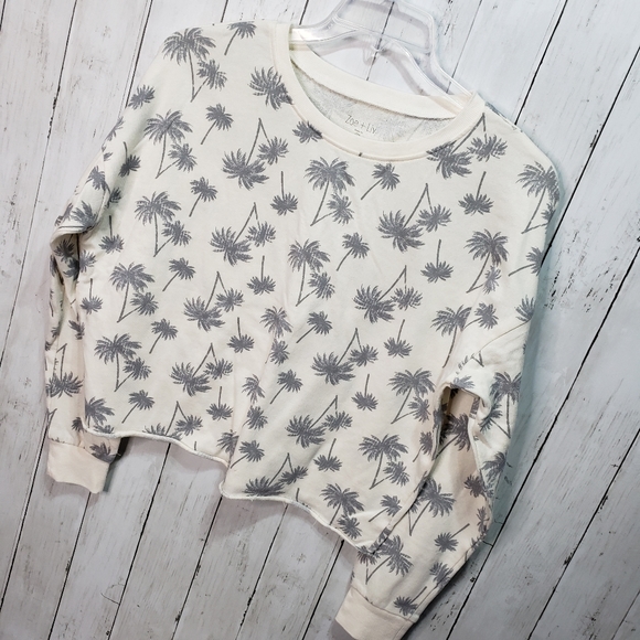 Zoe + Liv Women's Cropped Palm Tree Print Ivory - Picture 4 of 6